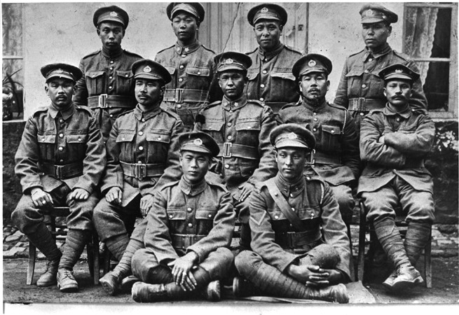 Japanese Canadians of the Fighting Tenth battalion, 1916. Back row, L-R: Otokichi Onishi, unidentified, Nuinosuke Okawa, Tsunekichi Kitagawa. Middle row: Masumi Mitsui, Chikara Fujita, Masaru Nishijima, Toraki Matsumura, Masajiro Shishido. Front row: Tsunejiro Kuroda, Kumakichi Oura. NNM 2010.23.2.4.551.